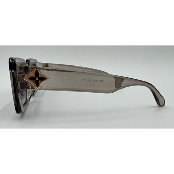 NWT-Louis Vuitton Monogram Flower Rectangle Sunglasses - Grey Transparent - Picture 6 of 9